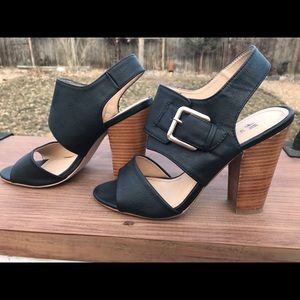 H&M Black Wedges